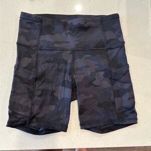 Lululemon fast and free short